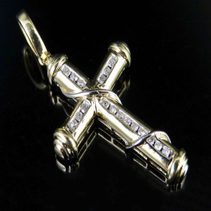 Pendentif croix de Moissanite de luxe personnalisé en argent sterling 925 bijoux de sertissage de griffes religieuses chrétiennes glacées pour le mariage des hommes - Product Image 1