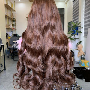 Vente en gros de cheveux humains vietnamiens 100% Super Double Drawn Extension de cheveux humains à texture ondulée naturelle vierge perruque Lace Front - Product Image 1