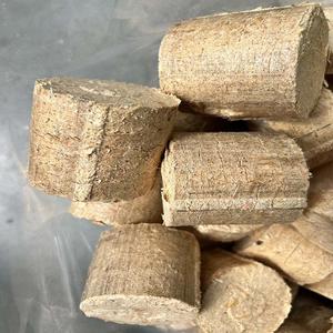 Vente en gros de briquettes de haute qualité pour chauffer un combustible propre Briquettes de bois économiques à vendre Qualité supérieure de confiance - Product Image 4