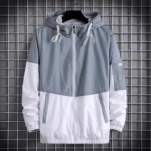 Chaqueta Cortavientos Reversible Impermeable de Talla Grande con Diseño Personalizado OEM para Deportes y Actividades al Aire Libre - Product Image 4