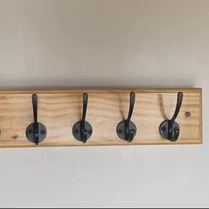 Porte-manteau mural en bois de haute qualité, aspect premium, moderne, toucher réel, faible coût, décoratif, fait à la main pour la décoration de la maison - Product Image 1