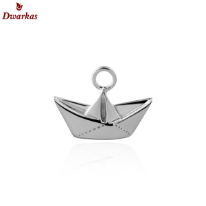 Venta al por mayor 925 plata esterlina forma de barco colgante clásico DIY fiesta regalo para bodas religiosa encanto joyería - Product Image 1