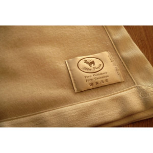 Coperta in Cashmere Intrecciato a Quadri - Product Image 1