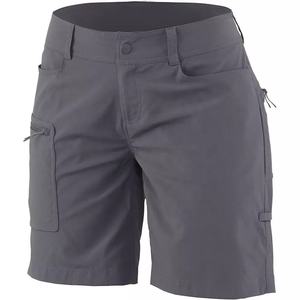 Fabrication sur mesure de shorts cargo OEM pour femmes avec des shorts pour femmes de qualité supérieure dans les meilleurs matériaux shorts cargo populaires pour femmes - Product Image 2