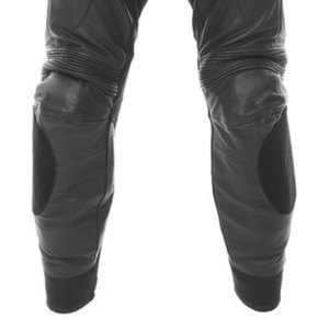 Pantalones de moto de cuero originales a prueba de viento para motocicleta precio al por mayor pantalones de carreras de cuero de fabricante de Pakistán - Product Image 5