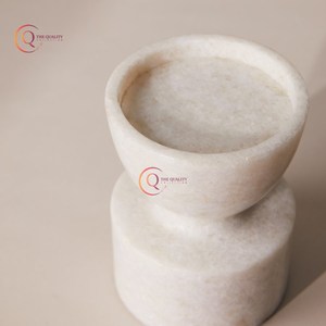 เชิงเทียนหินหินอ่อนที่ตกแต่งอย่างหรูหราขวดเทียนที่ไม่ซ้ำกันสำหรับตกแต่งบ้านสำหรับอีสเตอร์ - Product Image 1