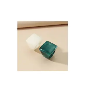 Best Selling 2024 Epoxy Resin Finger Ring Custom Logo For Men Women Party Use Resin Jewelry Finger Ring Customized Color