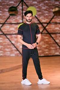 Los chándales para hombre pueden variar según la marca y el diseño. Sin embargo, en general, los chándales para hombres suelen ser más - Product Image 3