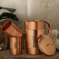 Set Pitcher Tembaga New Look Terlaris Dua Gelas Desain Palu Kustom Tahan Panas 1500ml Dapur Logam Klasik