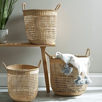 Vietnam Handmade Natural Seagrass and Water Hyacinth Storage Basket with Woven Wicker Handle for Home Decor Laundry Organizing