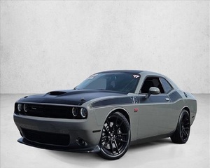 Challengers T/A Plus Coupé RWD 2017 en bon état - Product Image 1