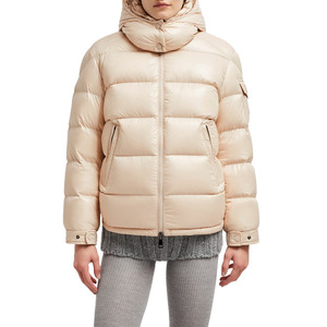 Chaqueta acolchada clásica para mujer, transpirable, disponible en todos los colores/chaquetas de moda de diferentes tamaños para hombre, la última chaqueta acolchada - Product Image 1