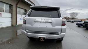 โตโยต้า 4Runner SR5 4WD ปี 2019 - Product Image 6