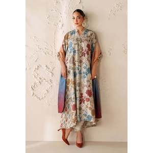 BAROQUE-3PC เสื้อเชิ้ตผ้าเครปพิมพ์ลายพร้อมผ้าคลุมไหล่และกางเกงขายาว-BIC-2641 คอลเลคชั่นวิสโคส - Product Image 1
