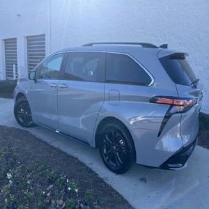 Toyota Sienna 2024 EN PERFECTAS CONDICIONES - Product Image 3