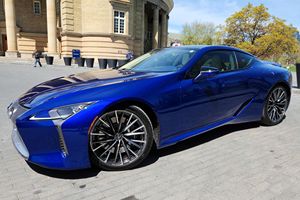 LEXUS LC 500 COUPE ปี 2024 สภาพใหม่เอี่ยม พร้อมส่ง - Product Image 2
