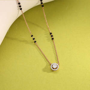 Collier de perles religieux en or Tanmaniya avec fil de diamant divin - Product Image 6