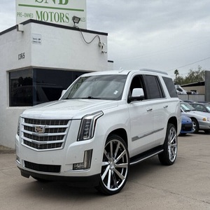 (F&H) Cadillac Escalade Luxury 4x4 de 2020 Usado, SUV de Lujo de 4 Puertas - Product Image 1
