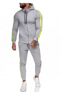 Dernier modèle de vêtements de sport en gros personnalisés survêtements de fitness survêtement deux pièces pour hommes ensembles pour hommes - Product Image 3