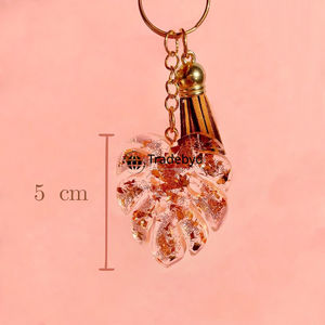 Porte-clés en résine décoratif, fait à la main, élégant, impression offset tendance, qualité supérieure, léger, imperméable, cadeau unique, Tradebyd - Product Image 4