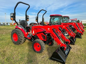 Mini Tractor Agrícola TYM T25 a Precio Económico, Tractor de Ruedas con Cargador, 24HP, 4x4, en Venta - Product Image 5