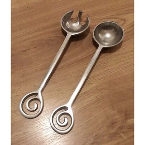 Ensemble de cuillères et fourchettes à salade de créateur, poignée de tournant polie à la main, argent mat poli pour mariage - Product Image 3