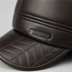 Casquette de baseball chaude d'hiver pour hommes rembourrée épaisse en cuir de grand-père chapeau plat avec protection des oreilles décontractée Style langue de canard - Product Image 3