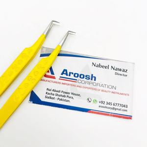 Wholesale Professional 90 Degree Stainless Steel <b>Eyelash</b> Extension Tweezers High Quality <b>Beauty</b> <b>Tool</b> Yellow Heart Lash Extension - Product Image 2