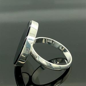 Bague en pierres précieuses Onyx noir pour femmes, faite à la main, monture classique pour fiançailles, anniversaire, mariage, tenue quotidienne, bijoux fins - Product Image 4