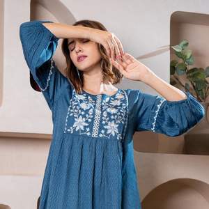 Vente en gros de rayonne à la mode Maruti pour femmes broderie indienne pakistanaise vêtements ethniques design accrocheur 14Kg - Product Image 2