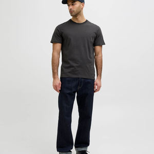 T-shirt personnalisé en gros OEM, 100% coton épais et doux, t-shirt uni à col rond pour homme, coupe régulière, t-shirt décontracté, t-shirt musculaire respirant - Product Image 2