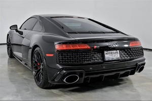 (W&T) PROMOCIÓN Venta de Auto Usado Audl R8 2020, Coupé de 2 Puertas, Tracción en las Cuatro Ruedas (5.2L 10 cilindros 7AM), Color Negro Metálico, SUV USADO - Product Image 4