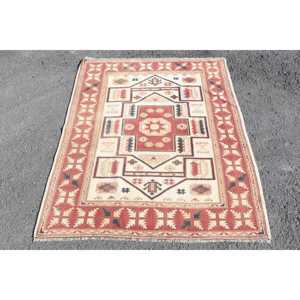 พรมตุรกี, พรมวินเทจขนาด 4x4.8 ฟุต, พรมขนสัตว์ลายสัตว์สีแดง - Product Image 1