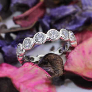 Elegante Anillo de Plata de Ley 92.5 con Gema de Circonita Cúbica de 3mm y 3g, Gema Suelta de Lujo - Product Image 2