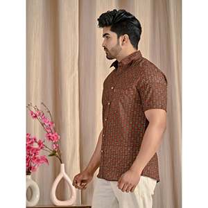 Camisa Casual de Manga Corta para Hombre, Color Marrón, Estampada, 100% Algodón, Tejido Transpirable de Popelina y Satén, Estilo Moderno para Verano - Product Image 4