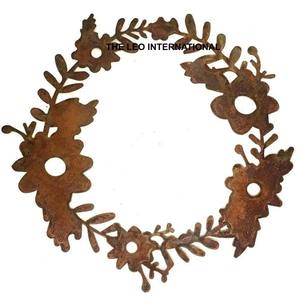 Couronne de Noël en métal en forme de feuille, style fantaisie, ornement suspendu, vente chaude, couronne de Noël de la plus haute qualité - Product Image 4