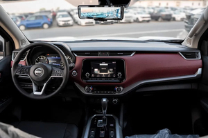 นิสสัน เอ็กซ์-เทอร์ร่า ปี 2025 ใหม่เอี่ยม สีเทาแพลตตินั่ม รถ SUV 199 แรงม้า เครื่องยนต์ 4 สูบ 7 ที่นั่ง น้ำมันเบนซิน เกียร์อัตโนมัติ พวงมาลัยซ้าย - Product Image 4