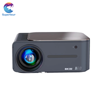 Projecteur intelligent portable WiFi Android 9 Superlieur M8 2G avec écran LCD, 200 lumens ANSI, résolution 1920x1080, haut-parleurs intégrés, prêt à l'emploi