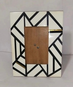 Nouvel arrivage de cadre photo moderne incrusté d'os fabriqué à la main cadre photo de table en os cadre photo décoratif incrusté d'os - Product Image 2