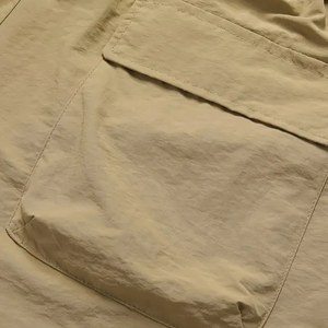 Pantalones cortos ligeros de nailon con cordón para hombre, ropa deportiva informal de verano, color sólido, ajuste cómodo, cuidado fácil - Product Image 4