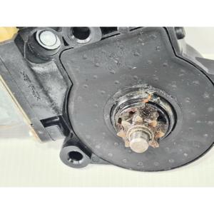 Moteur électrique de vitre avant droite KIA Sportage Série 3130034192 (04>10) - Product Image 3