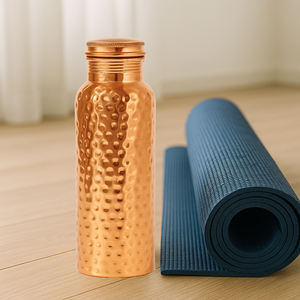 Hot Selling 34 OZ/ 1000 ML Pure Copper Water <b>Bottle</b> 1 Litre For Drinking Hammered Pattern Wholesale Copper Water <b>Bottle</b> - Product Image 6