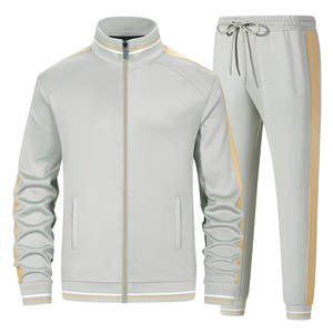 Vêtements d'hiver pour femmes Ensemble de survêtement personnalisé Ensemble de sweatshirts courts Ensemble unisexe de haute qualité 2 pièces sweat à capuche zippé et jogger - Product Image 1