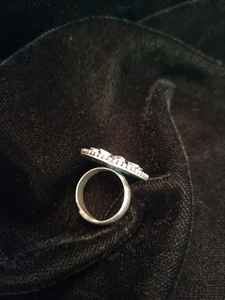 Bague classique florale rose et verte avec réglage de lunette en pierre naturelle pour fiançailles ou cadeau de fête de mariage - Product Image 5