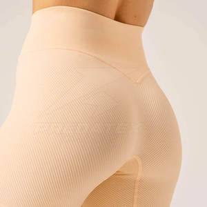 Short de yoga taille haute pour femmes élégantes à séchage rapide et vêtements d'entraînement respirants - Product Image 6