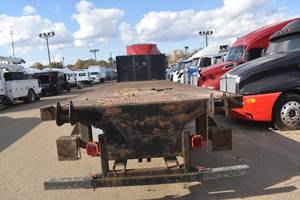 รถบรรทุกพื้นเรียบมือสองราคาประหยัด Sterlings Acterras แบบเพลาคู่ ขนาด 26 ฟุต - 330 แรงม้า เกียร์ธรรมดา 10 สปีด พร้อมส่งออก - Product Image 2