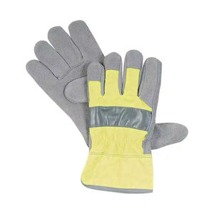 Guantes de trabajo para hombre diseñados para tareas laborales intensivas en almacenes y sitios de trabajo, con ajuste cómodo y protección. - Product Image 4