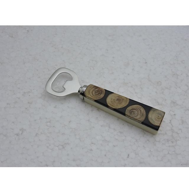 เป็นรูปถ่าย