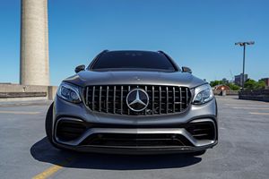 Excelente estado, Mercedes-AMG GLC 63 usado del 2019, 21 mil millas, motor V8 biturbo. - Product Image 3