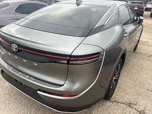 Toyota CROWN 2024 USADO - Product Image 3